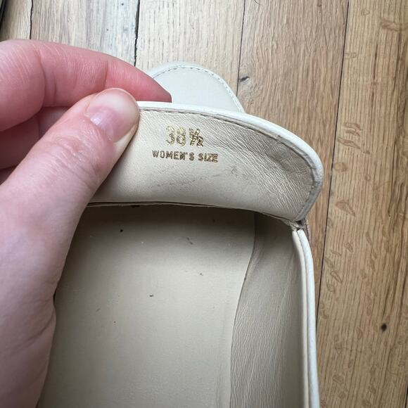 Tod's T Women's 38 1/2 US 8.5 Timeless Leather Loafters White With Gold Hardwear - Picture 16 of 16